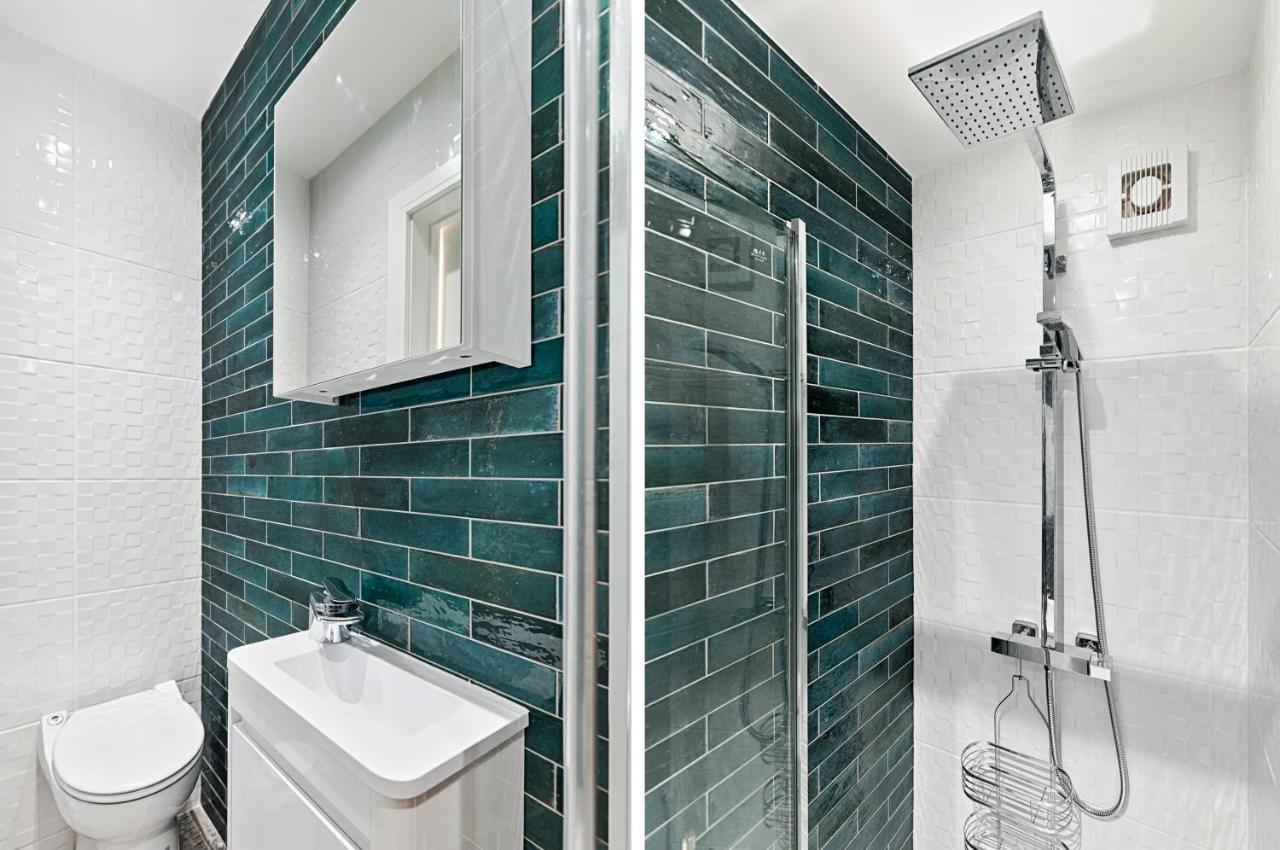 Luxury Property With Hot Tub And Sea Views Oystermouth Dış mekan fotoğraf