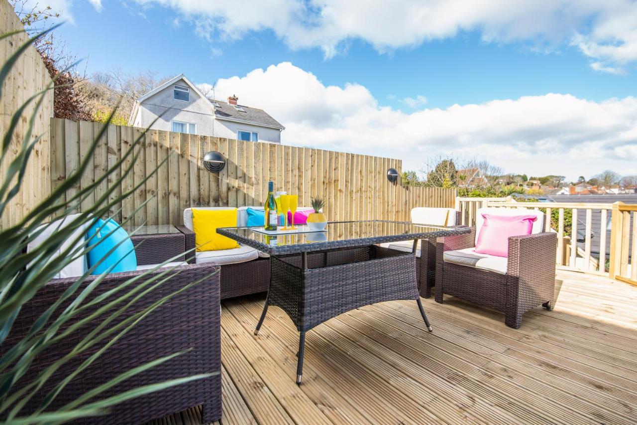 Luxury Property With Hot Tub And Sea Views Oystermouth Dış mekan fotoğraf